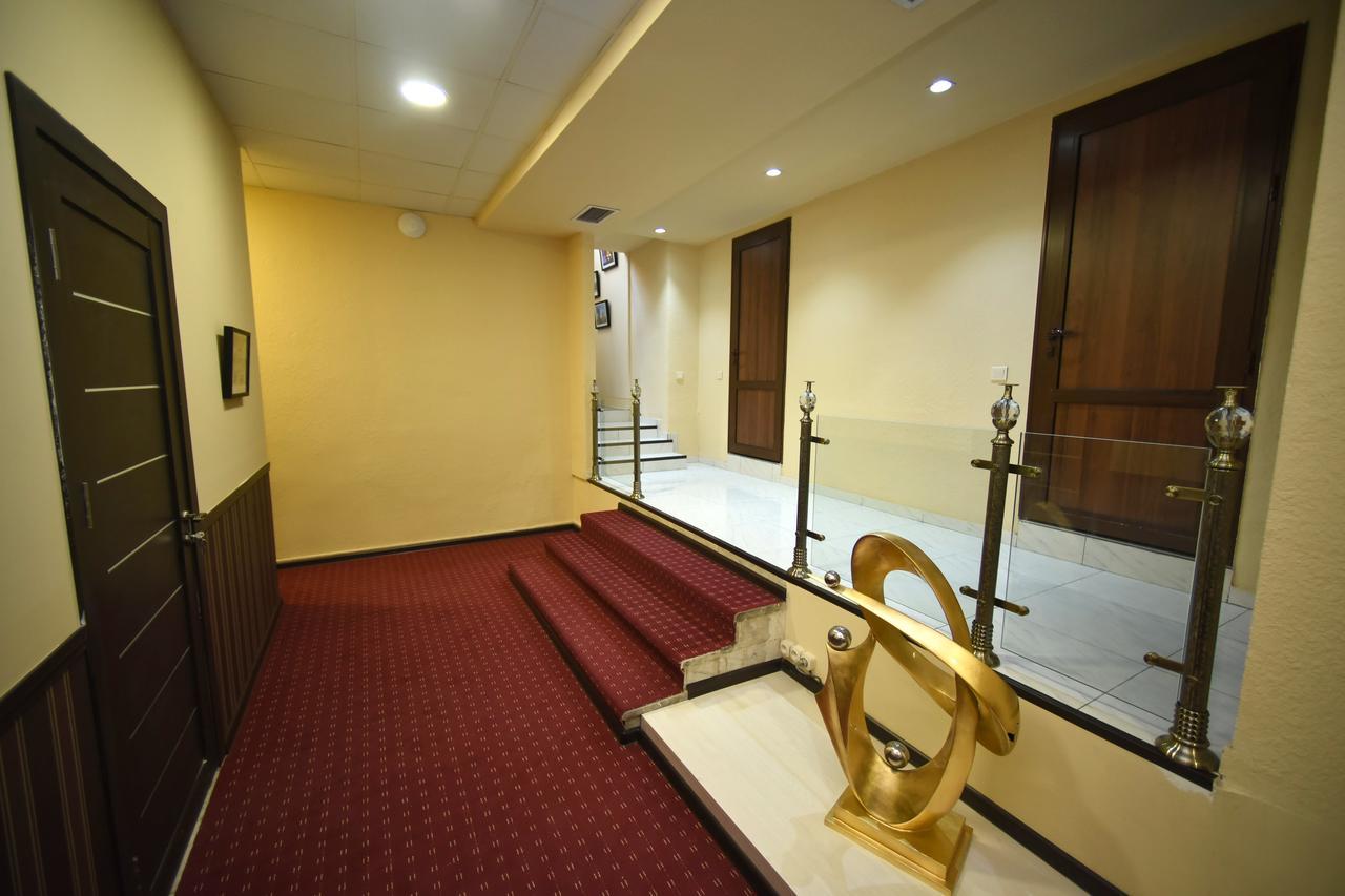 Yerevan Inn Hostel Buitenkant foto
